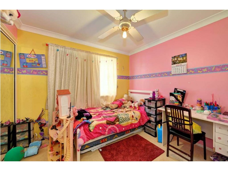 184 Barolin Esplanade, Coral Cove QLD 4670