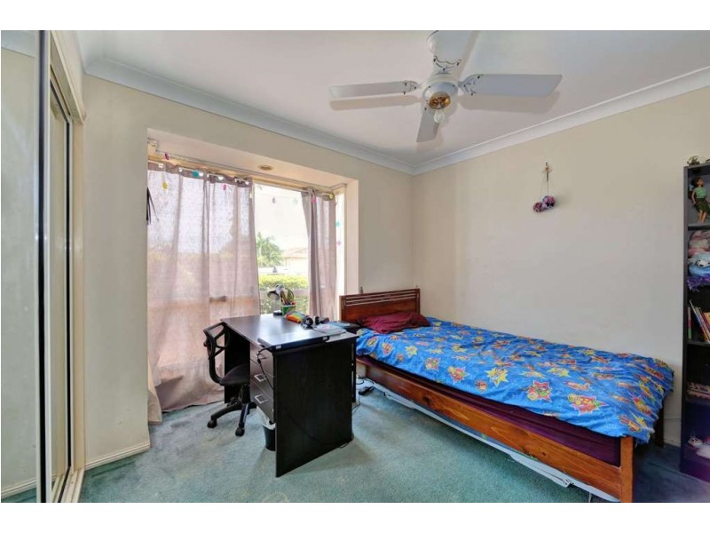 184 Barolin Esplanade, Coral Cove QLD 4670