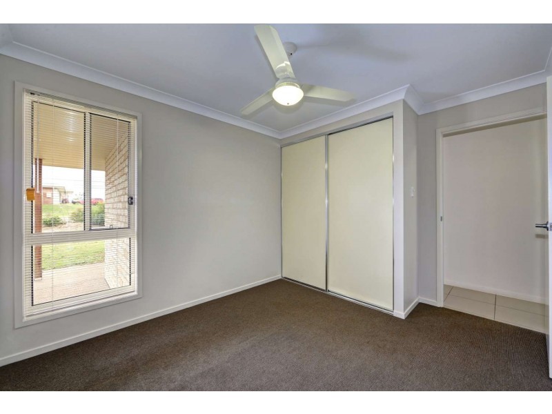 92 Neville Drive, Branyan QLD 4670