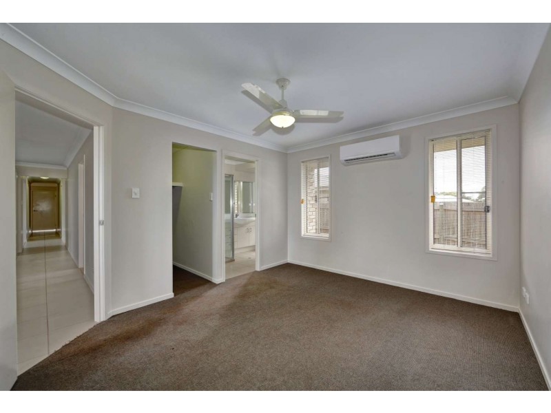 92 Neville Drive, Branyan QLD 4670