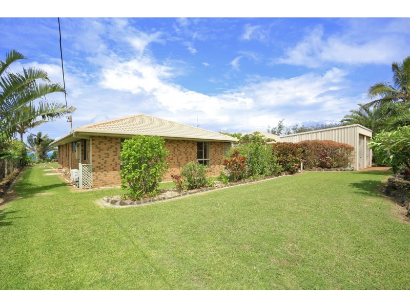 78 Barolin Esplanade, Coral Cove QLD 4670
