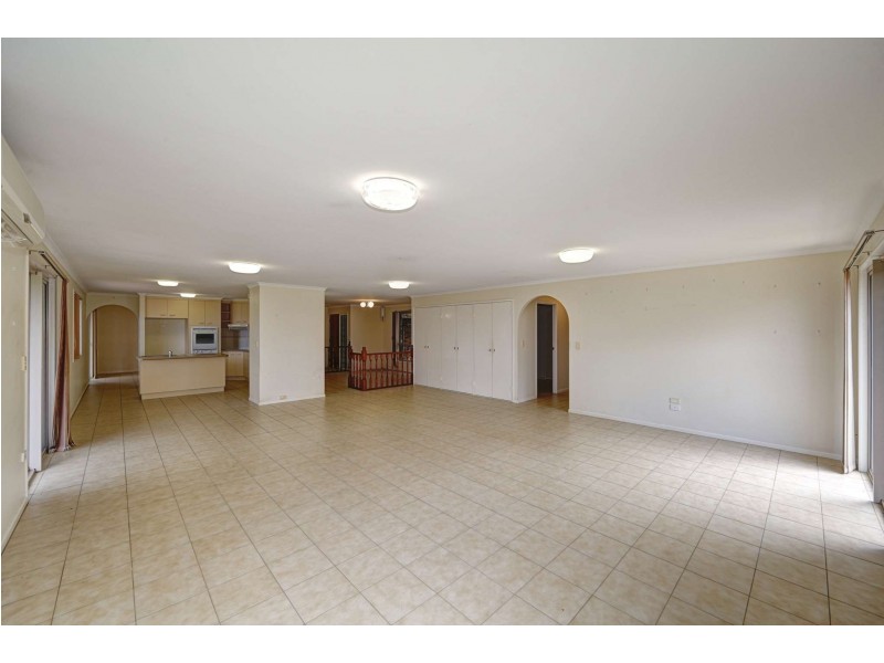 78 Barolin Esplanade, Coral Cove QLD 4670