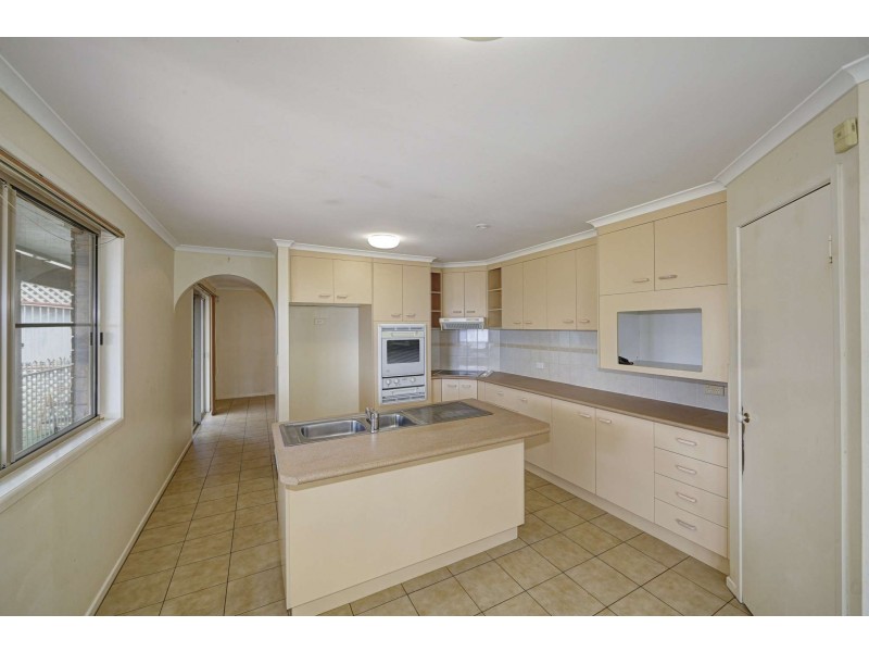78 Barolin Esplanade, Coral Cove QLD 4670