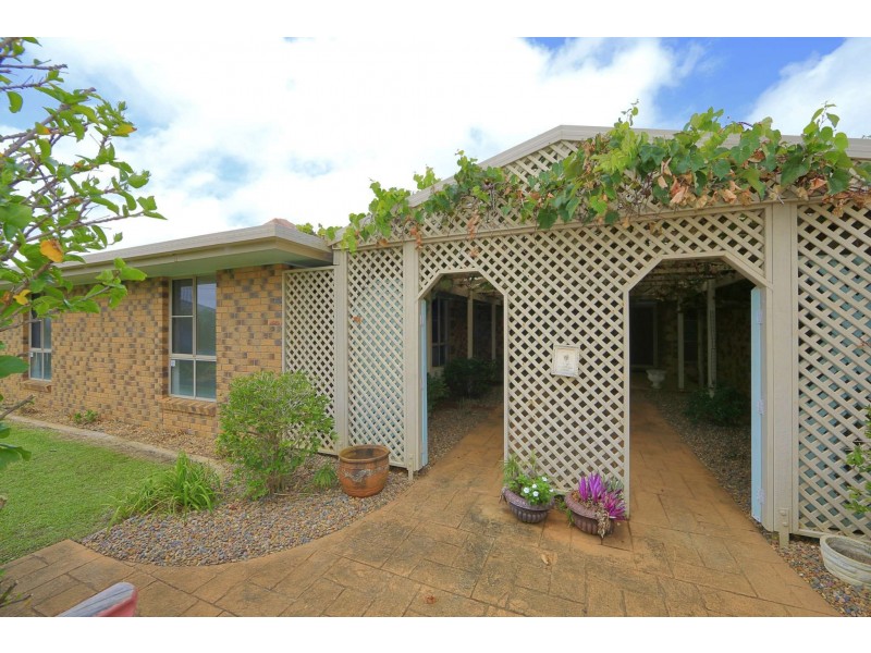 78 Barolin Esplanade, Coral Cove QLD 4670