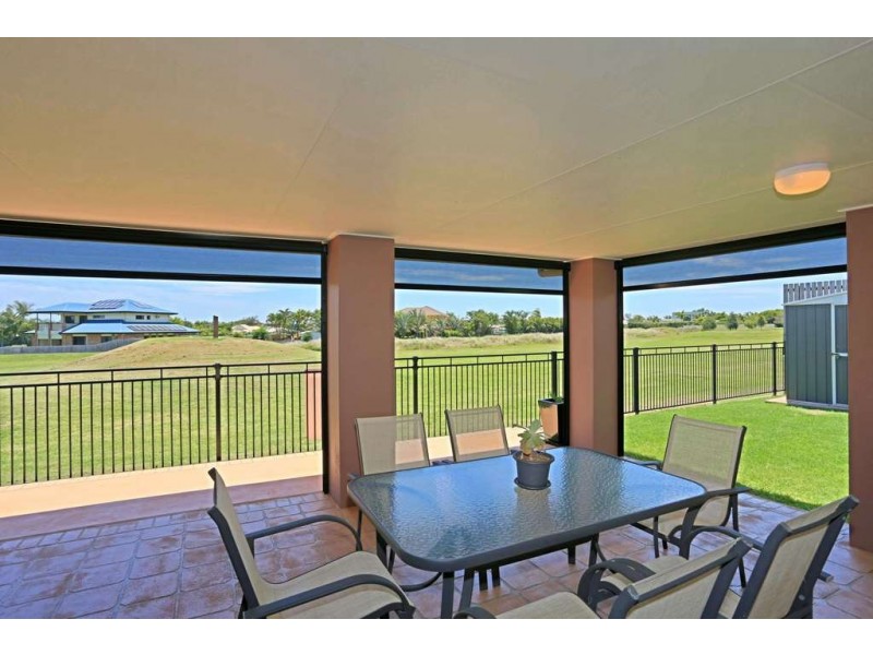 5 Belmonte Drive, Coral Cove QLD 4670