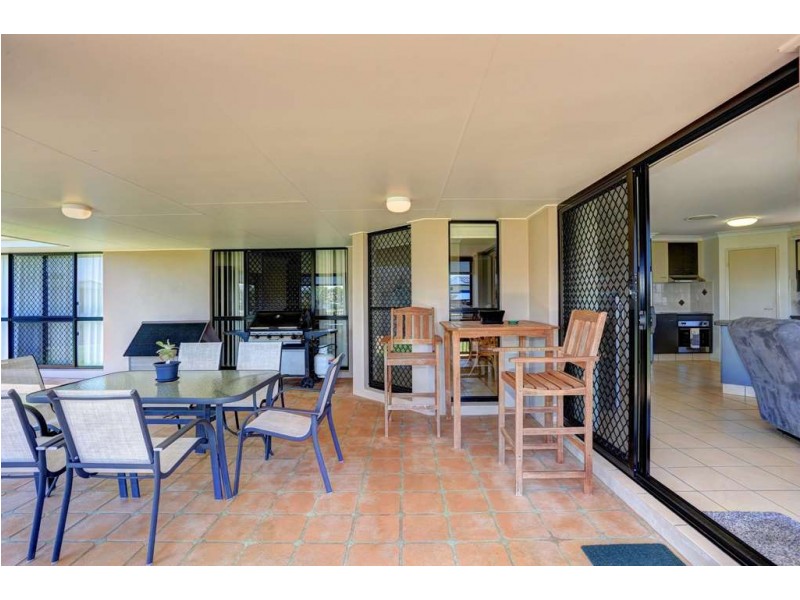 5 Belmonte Drive, Coral Cove QLD 4670