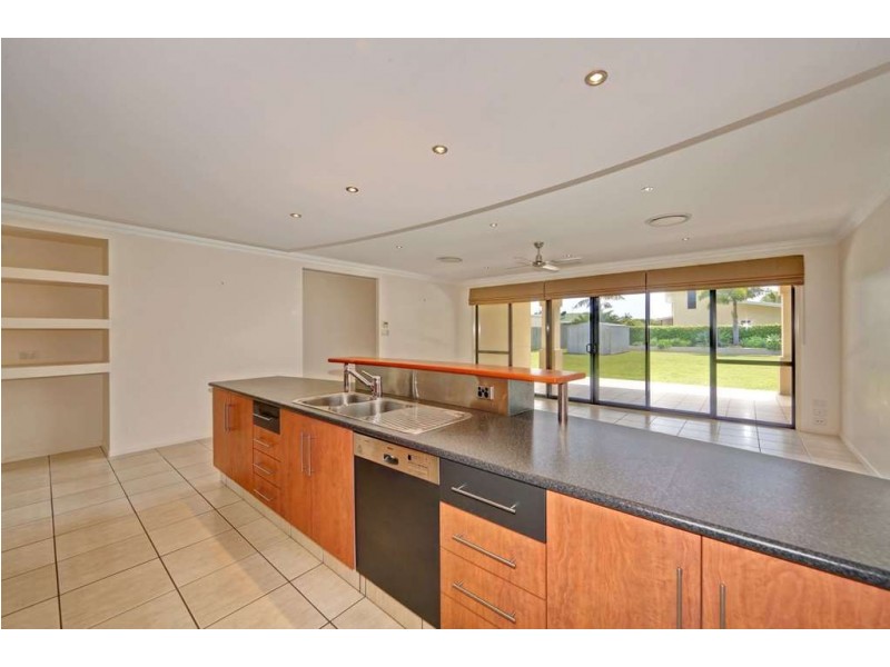 3 Andy Kemp Place, Bargara QLD 4670