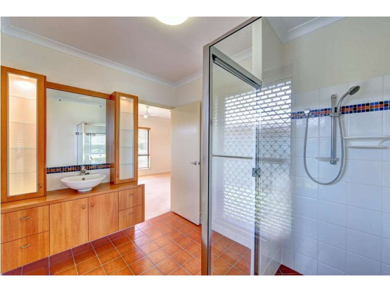3 Andy Kemp Place, Bargara QLD 4670