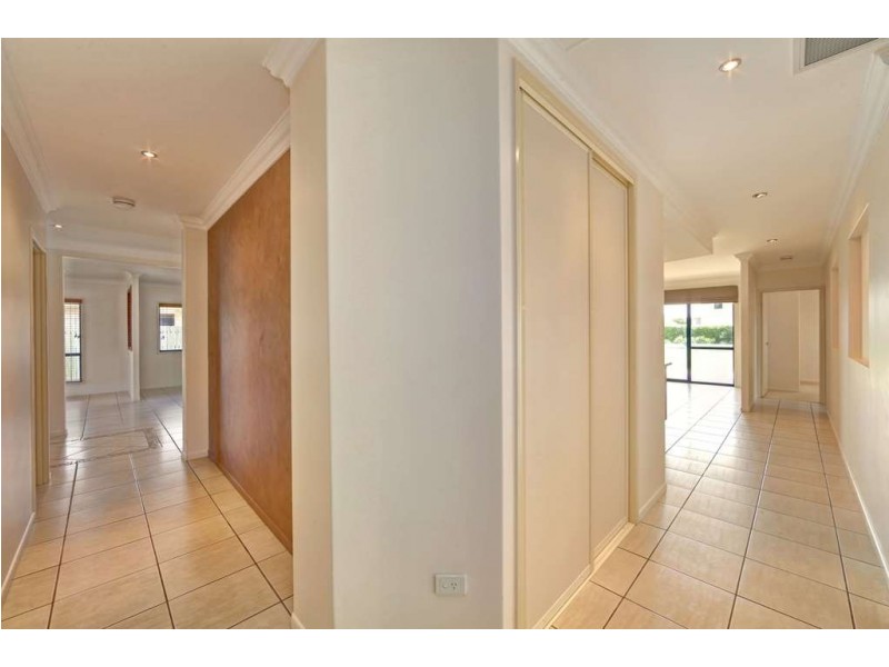 3 Andy Kemp Place, Bargara QLD 4670