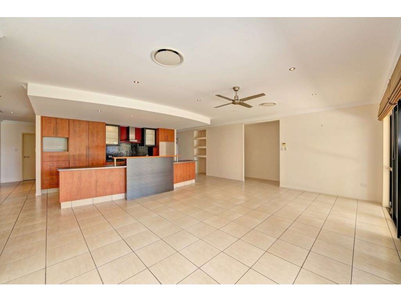 3 Andy Kemp Place, Bargara QLD 4670