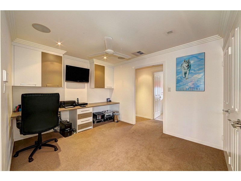 152 Barolin Esplanade, Coral Cove QLD 4670