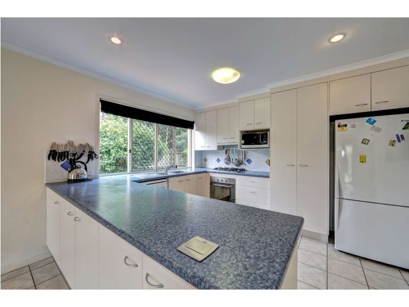 172 Barolin Esplanade, Coral Cove QLD 4670