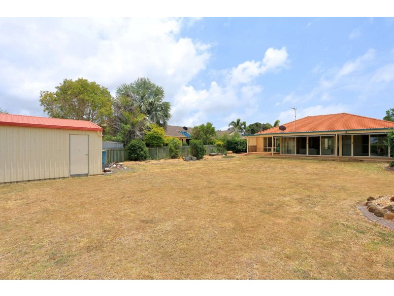 172 Barolin Esplanade, Coral Cove QLD 4670