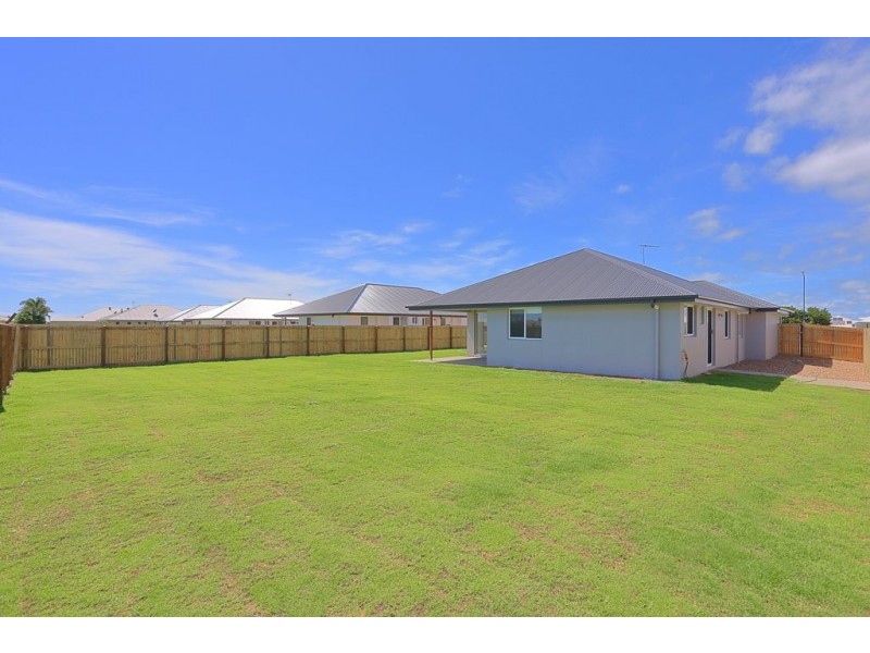 34 Firefly Street, Bargara QLD 4670