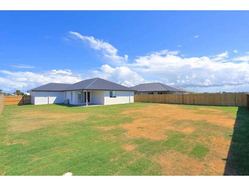 32 Firefly Street, Bargara QLD 4670
