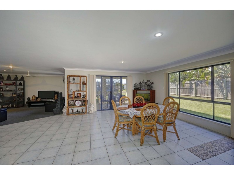 41 Bisdee Street, Coral Cove QLD 4670