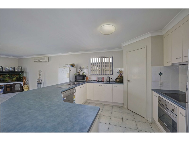 41 Bisdee Street, Coral Cove QLD 4670