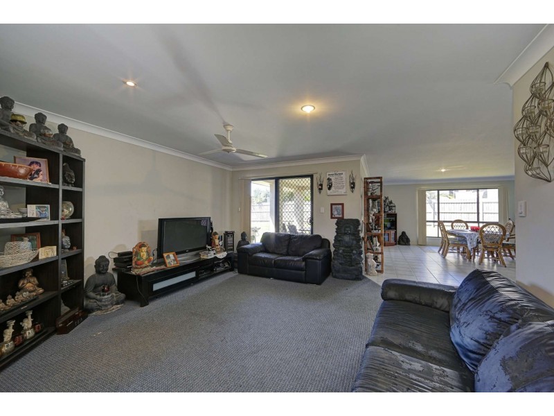 41 Bisdee Street, Coral Cove QLD 4670