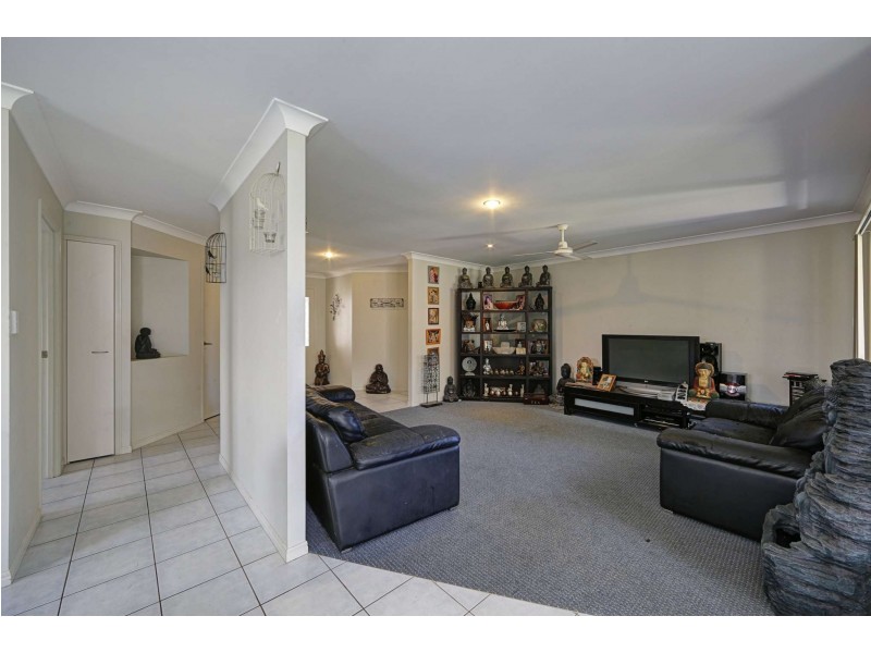 41 Bisdee Street, Coral Cove QLD 4670