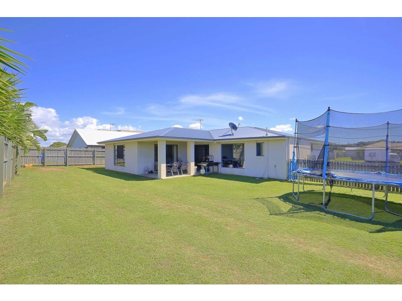 41 Bisdee Street, Coral Cove QLD 4670