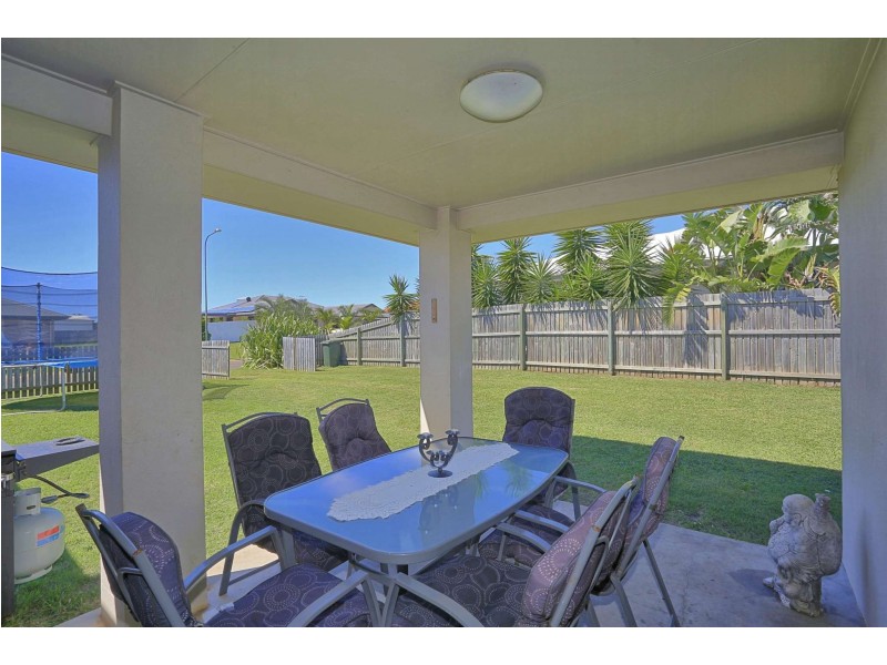 41 Bisdee Street, Coral Cove QLD 4670