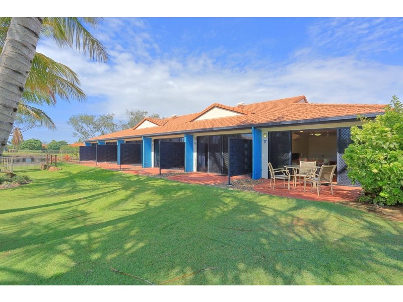 Villa 18 Pebble Beach Drive, Coral Cove QLD 4670