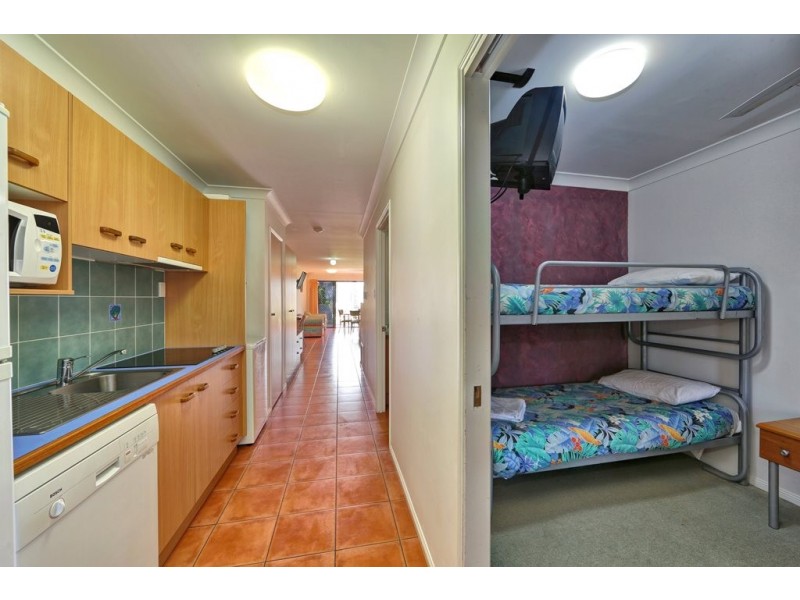 Villa 18 Pebble Beach Drive, Coral Cove QLD 4670