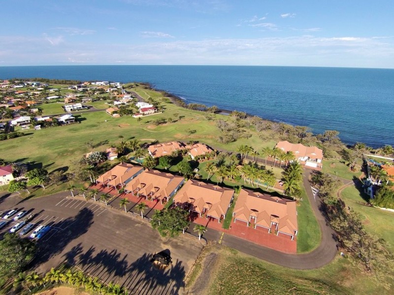 Villa 18 Pebble Beach Drive, Coral Cove QLD 4670