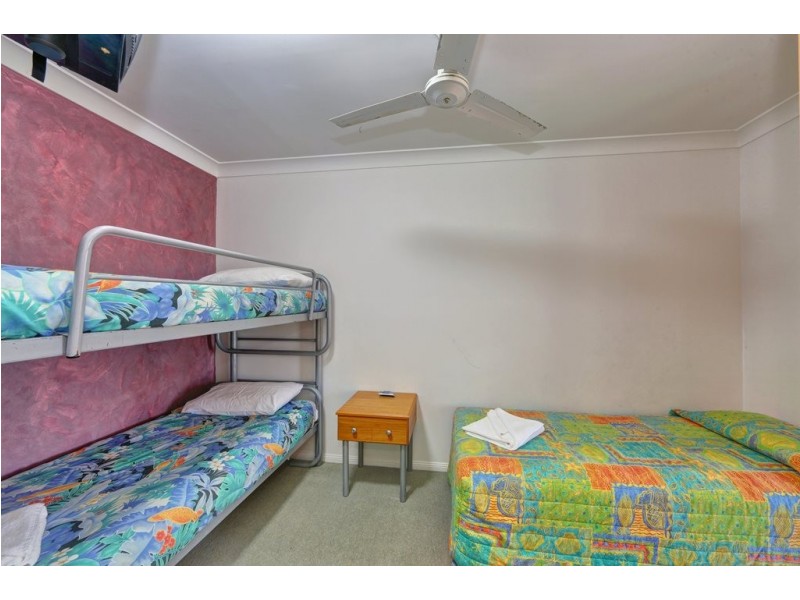 Villa 18 Pebble Beach Drive, Coral Cove QLD 4670