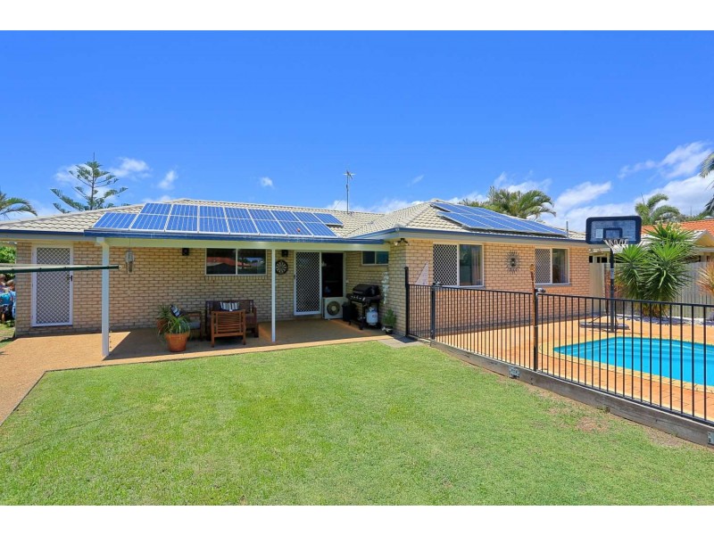 10 Majestic Place, Coral Cove QLD 4670