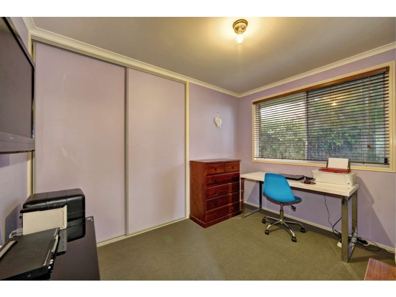 10 Majestic Place, Coral Cove QLD 4670