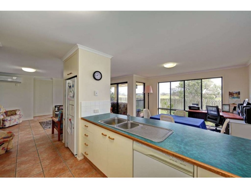 Villa 14, Chantelle Circuit, Coral Cove QLD 4670
