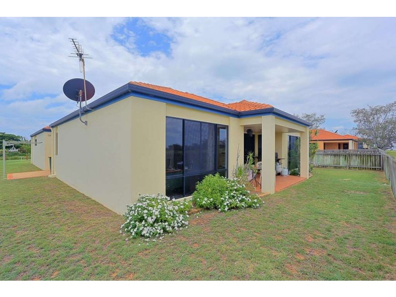 Villa 14, Chantelle Circuit, Coral Cove QLD 4670