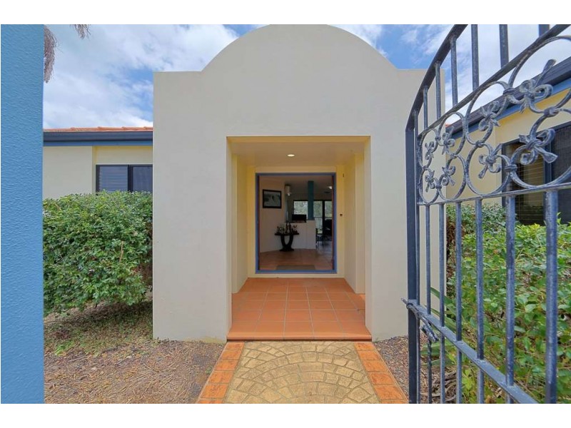 Villa 14, Chantelle Circuit, Coral Cove QLD 4670
