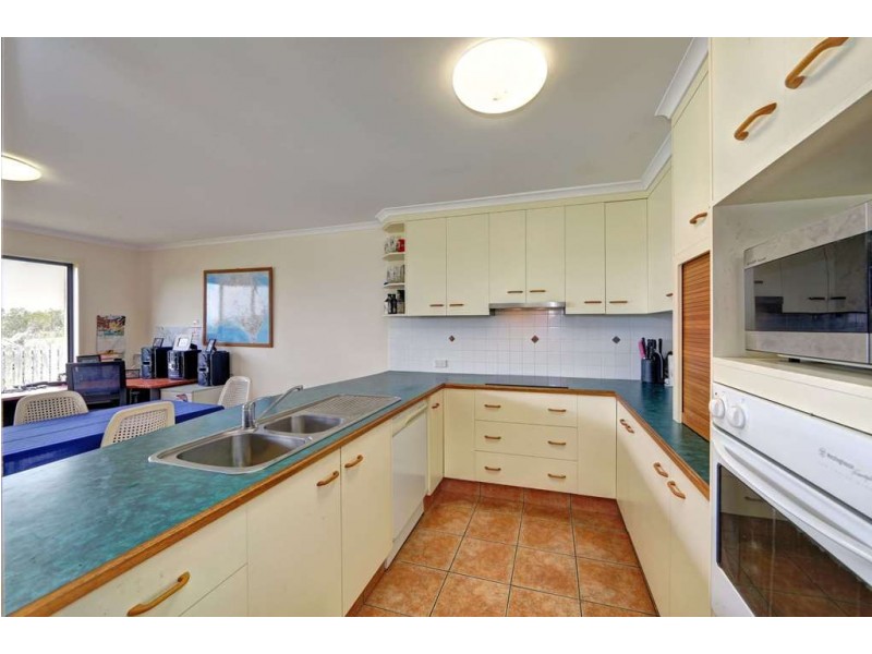 Villa 14, Chantelle Circuit, Coral Cove QLD 4670
