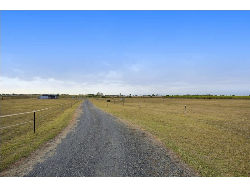 1021- D Elliott Heads Road, Innes Park QLD 4670