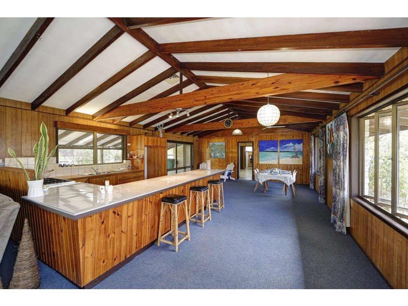 17 Bussey Street, Bargara QLD 4670