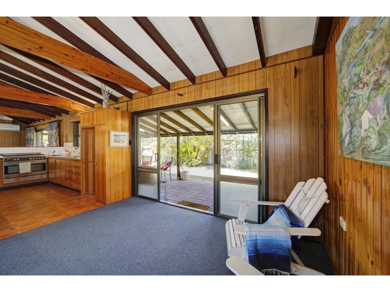 17 Bussey Street, Bargara QLD 4670