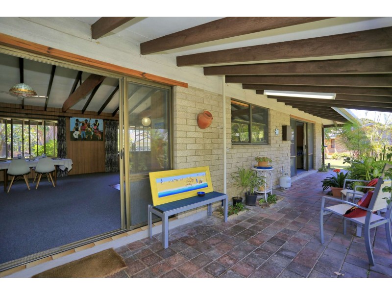 17 Bussey Street, Bargara QLD 4670