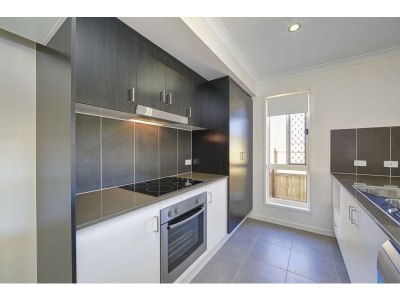 20 Banner Court, Branyan QLD 4670