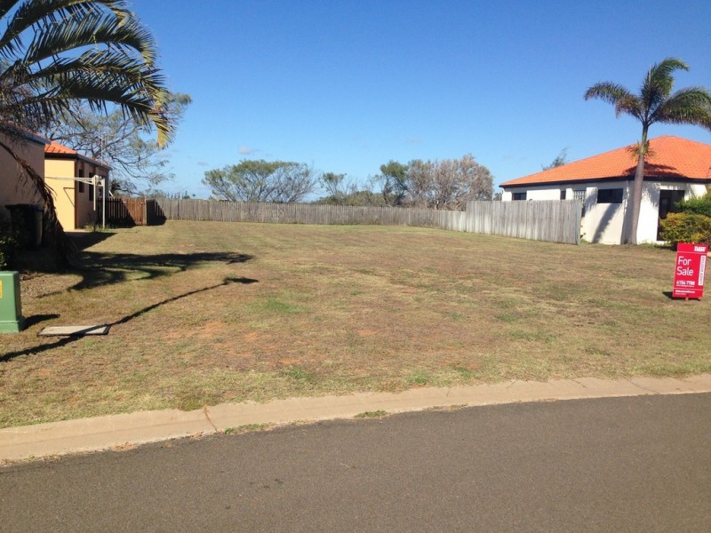 13 Chantelle Circuit, Coral Cove QLD 4670