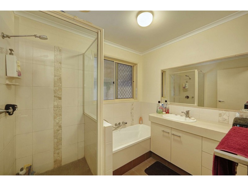 2 Trevors Road, Bargara QLD 4670