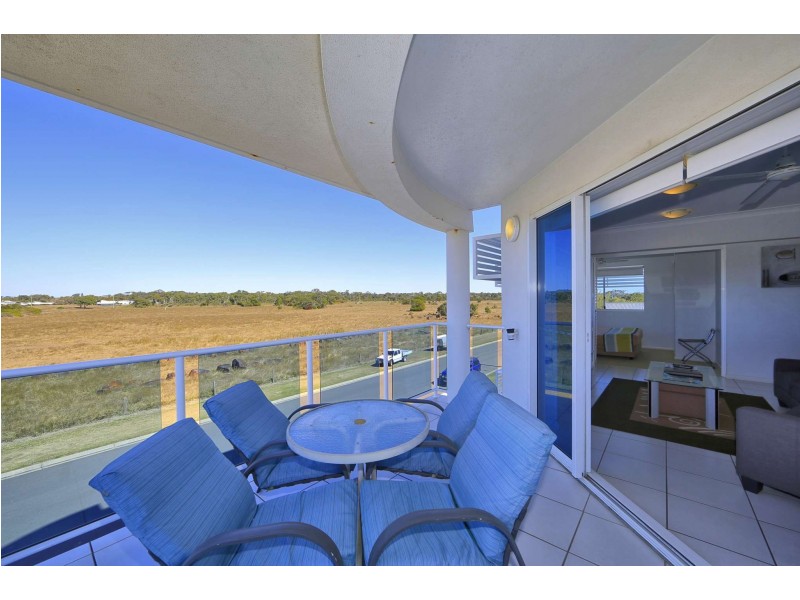 8/52 Johnson Street, Bargara QLD 4670