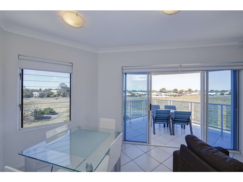 8/52 Johnson Street, Bargara QLD 4670