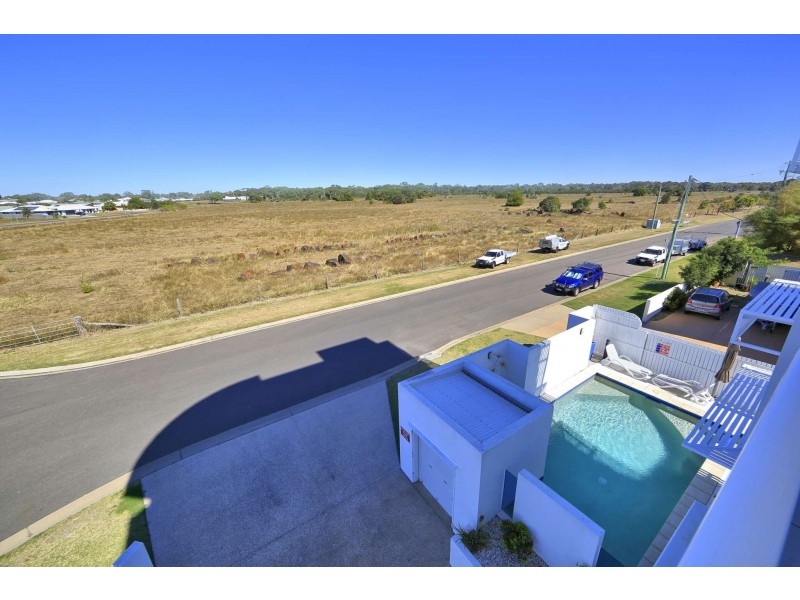 8/52 Johnson Street, Bargara QLD 4670