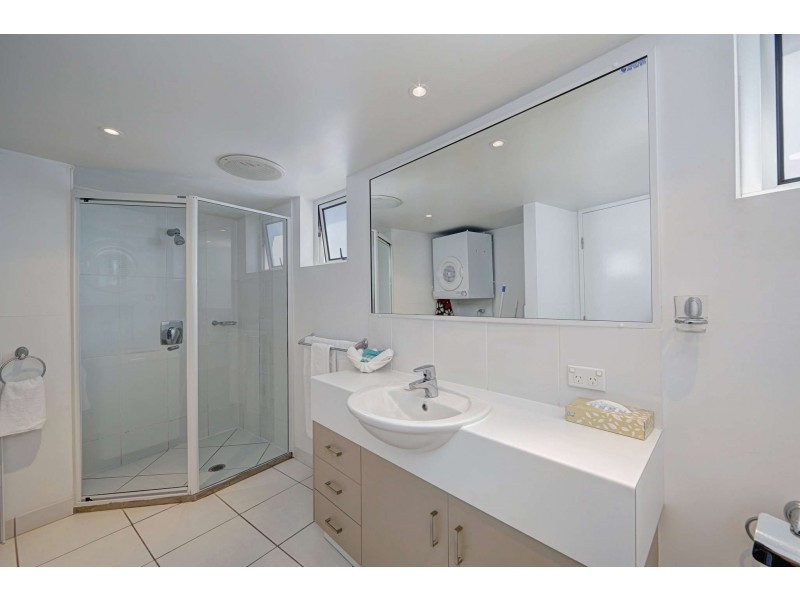 8/52 Johnson Street, Bargara QLD 4670