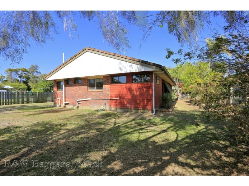 48 Holland Street, Bargara QLD 4670