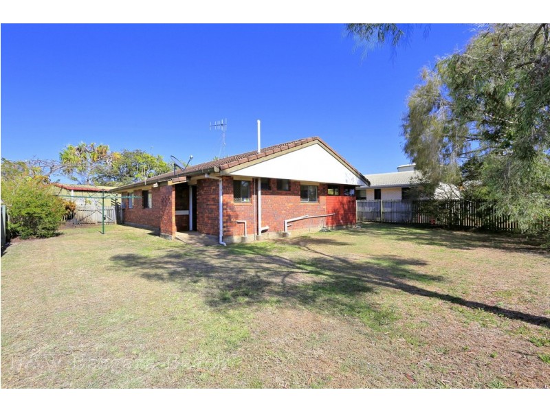 48 Holland Street, Bargara QLD 4670