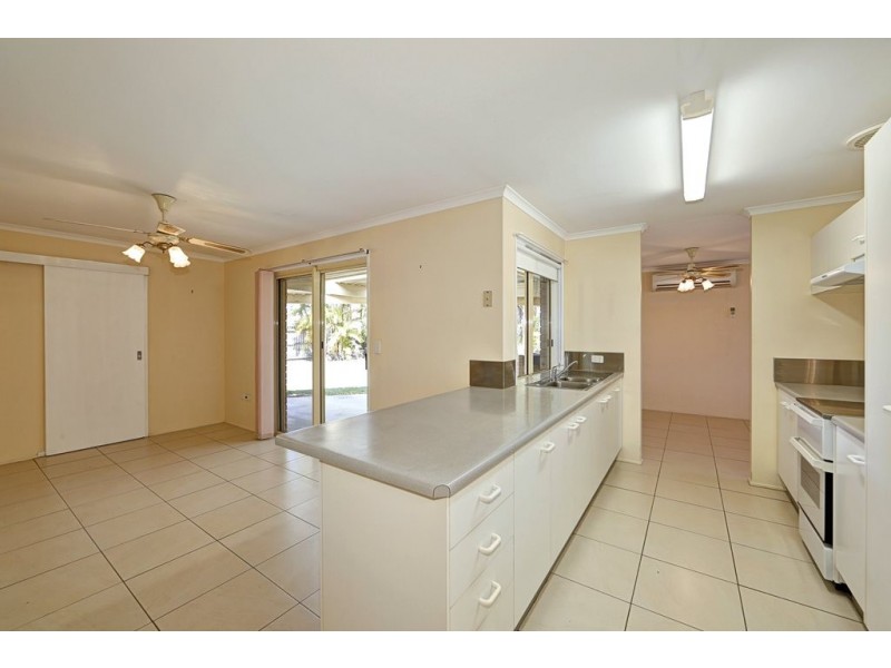 133 Davidson Street, Bargara QLD 4670