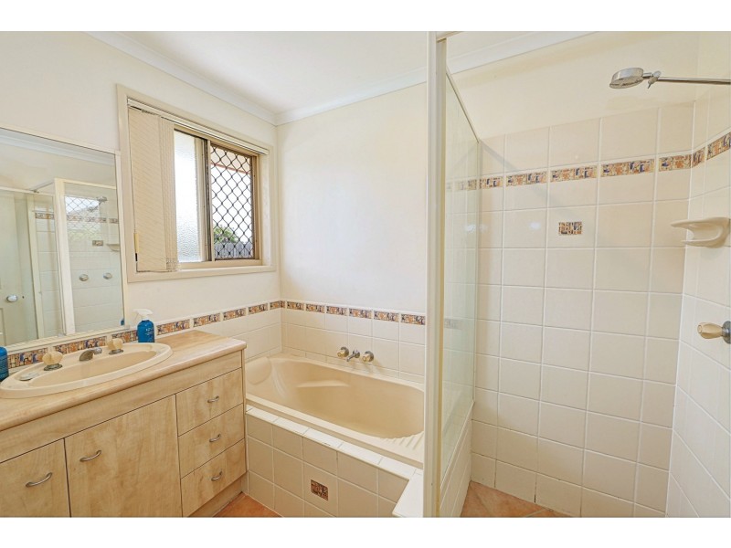 15 Cascade Parade, Bargara QLD 4670